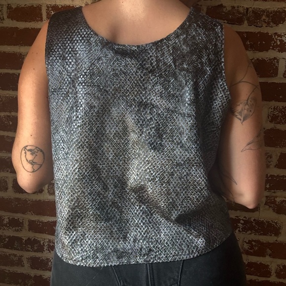 Vintage gray snakeskin tank top - Picture 3 of 8